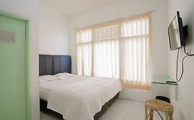 OYO 1705 Lyfriska Residence Syariah